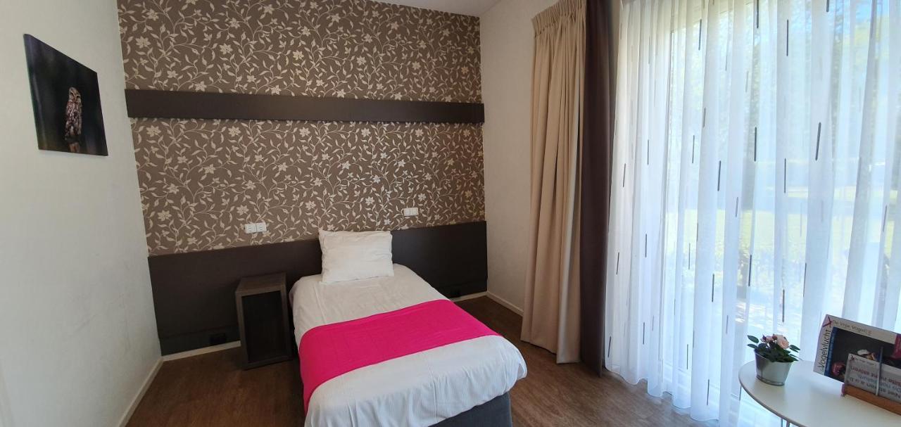 B&B Hotel De Vrije Vogel Elsloo  Екстериор снимка